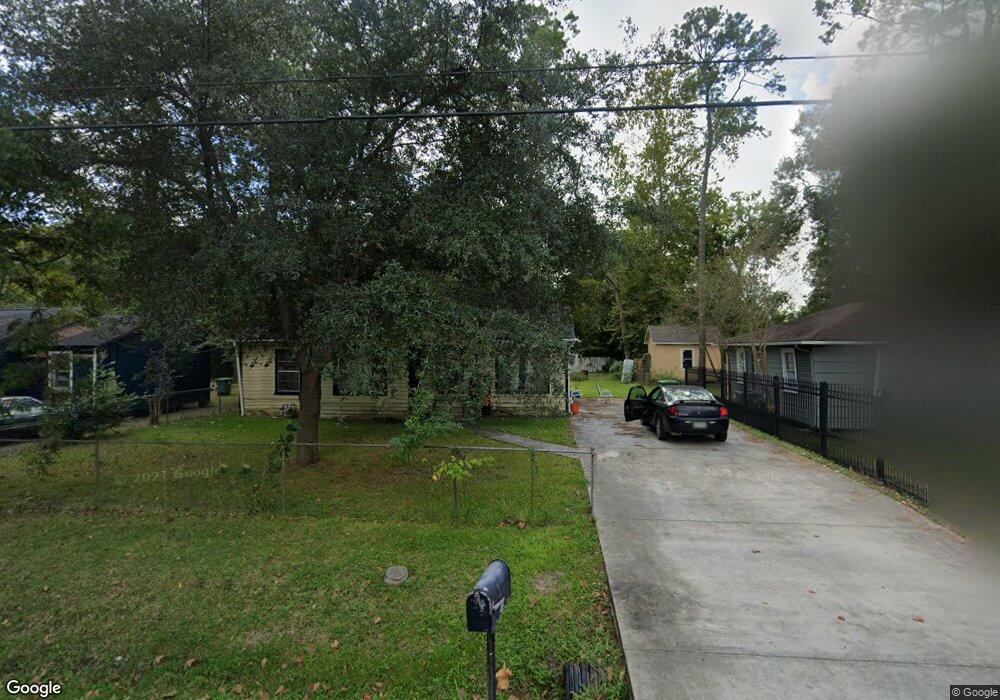 6720 Kittridge St, Houston, TX 77028 - photo 1