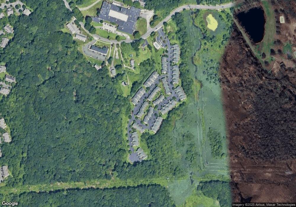 1015 Lexington Blvd, Bethel, CT 06801 - photo 1