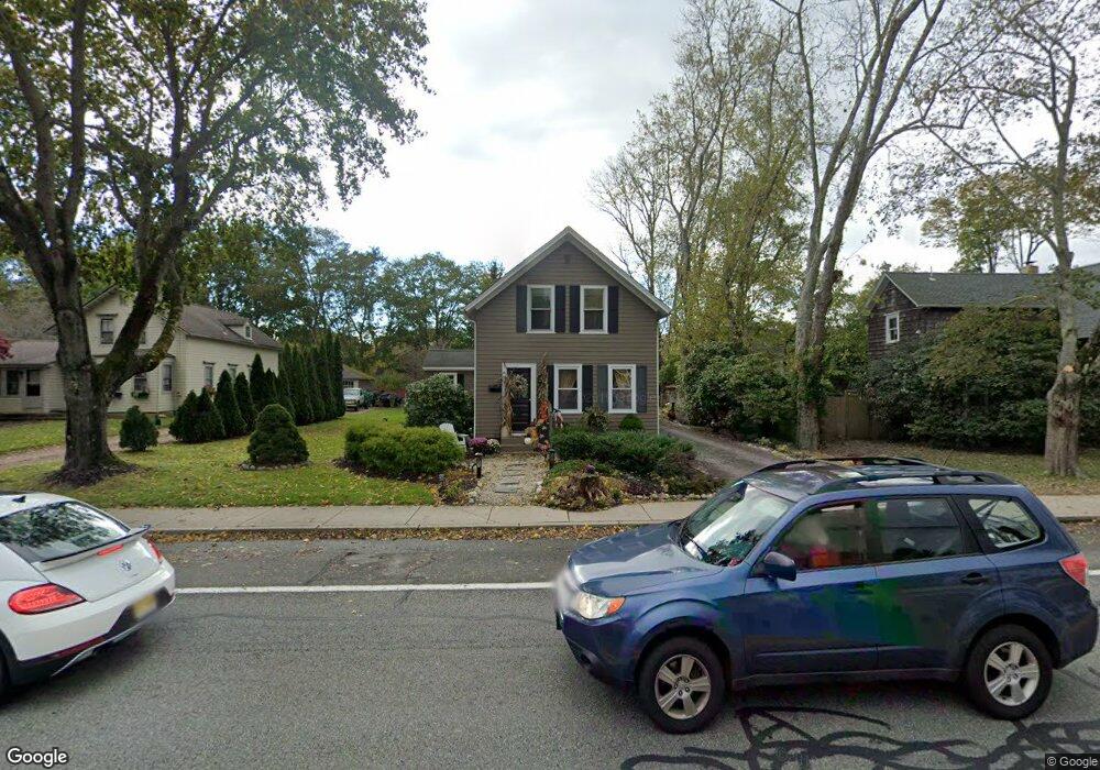 932 Kingstown Rd, Wakefield, RI 02879 - photo 1