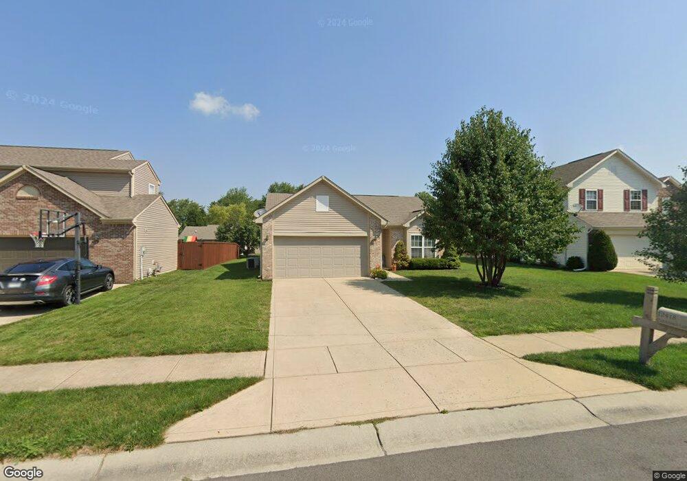 12418 Quarterback Ln, Fishers, IN 46037 - photo 1