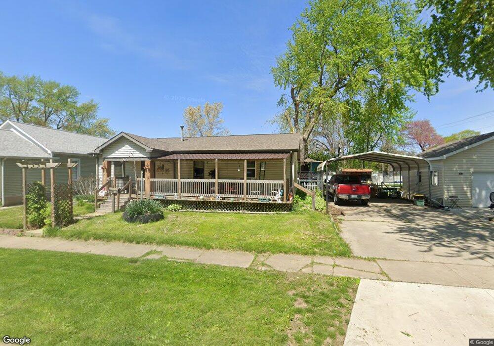 327 N Sheridan St, Lincoln, IL 62656 - photo 1