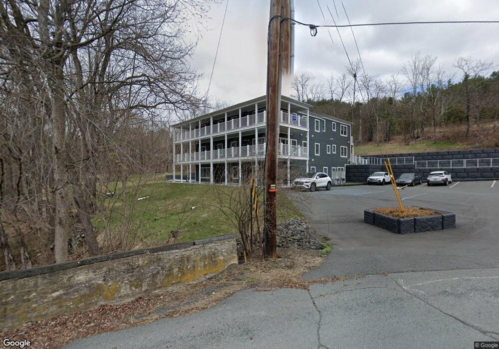 812 Broad St, Milford, PA 18337 - photo 1