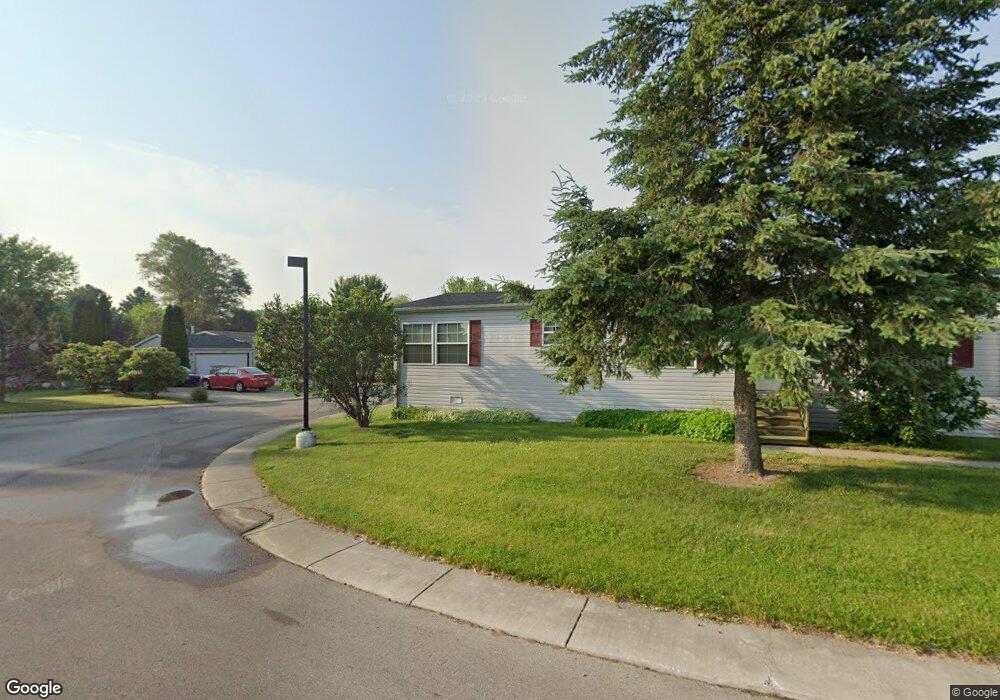 589 Honey Locust Ln, Flint, MI 48506 - photo 1