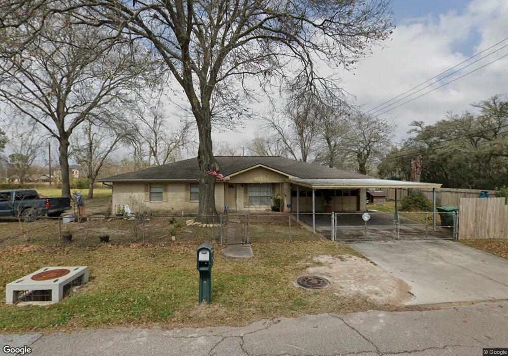 8435 Saylynn Ln, Houston, TX 77075 - photo 1