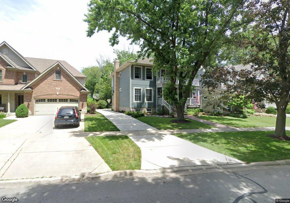 511 E 8th Ave, Naperville, IL 60563 - photo 1