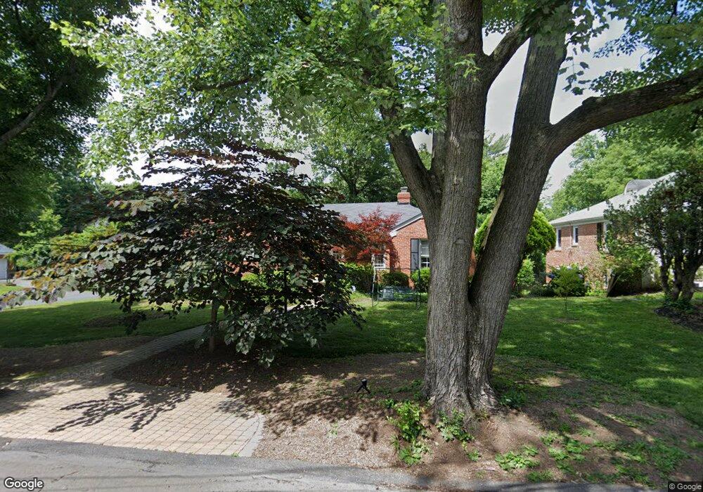 3409 Inverness Dr, Chevy Chase, MD 20815 - photo 1