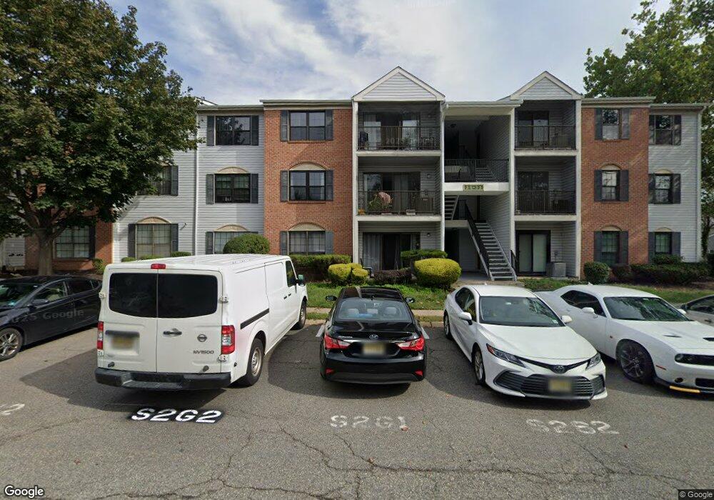 19 Canterbury Ct unit C3, Piscataway, NJ 08854 - photo 1