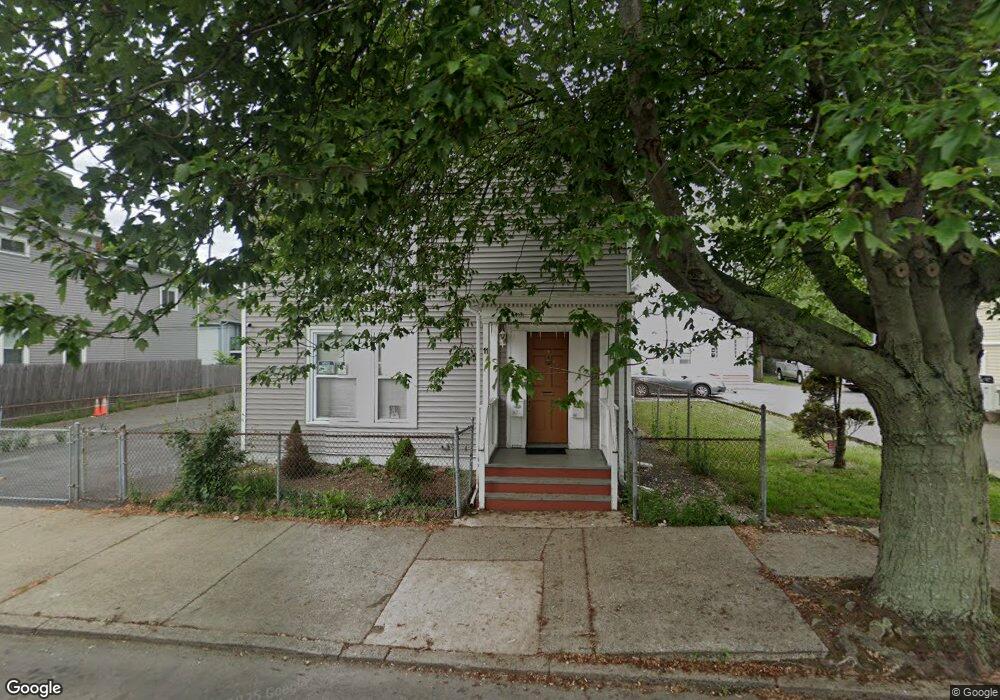 11 Estes St unit 2, Lynn, MA 01902 - photo 1