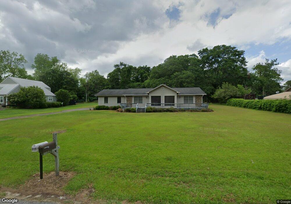 127 Whispering Way, Fitzgerald, GA 31750 - photo 1