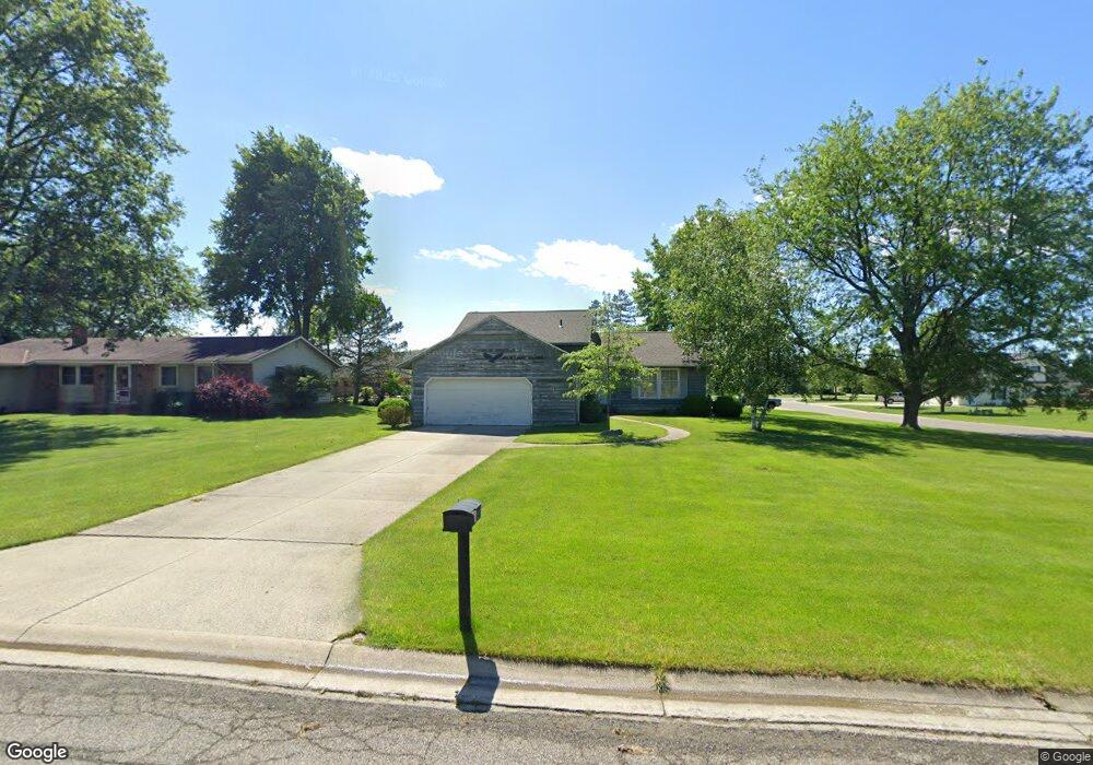 1219 Farmview Dr, Bucyrus, OH 44820 - photo 1