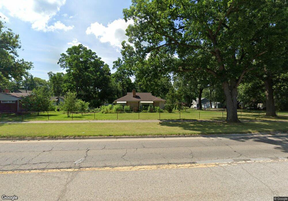 7475 Cooley Lake Rd, West Bloomfield, MI 48324 - photo 1