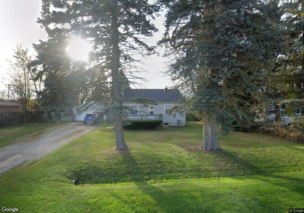 2563 Robbins Ct, Port Huron, MI 48060 - photo 1