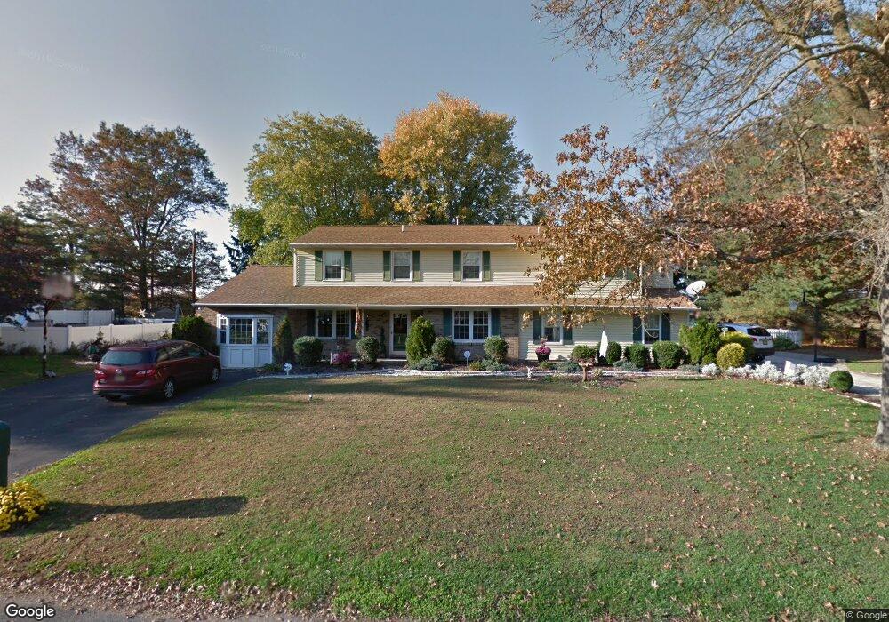 10 Oak Ln, Penns Grove, NJ 08069 - photo 1