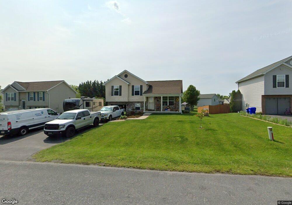 3785 Mountain Shadow Cir, Fayetteville, PA 17222 - photo 1