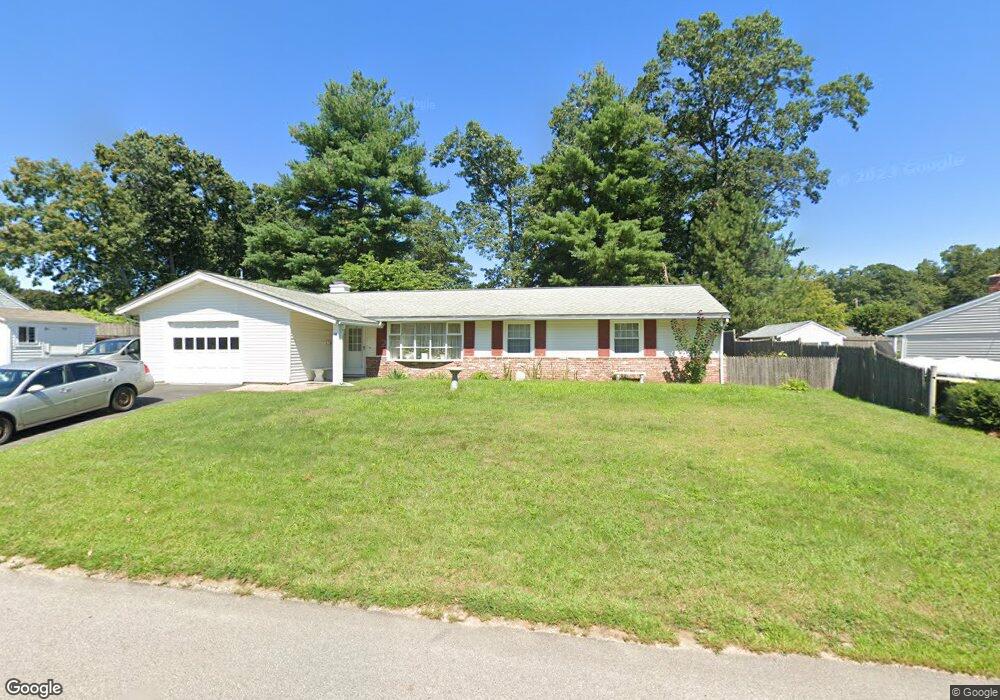 84 Lisa Ann Dr, Bellingham, MA 02019 - photo 1