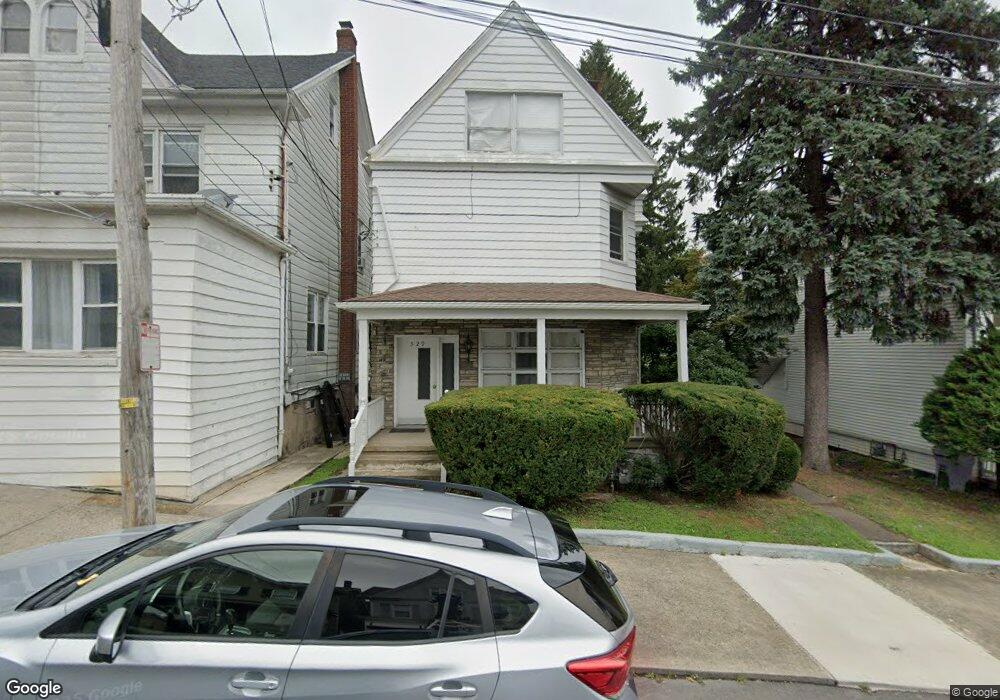 529 N Laurel St, Hazleton, PA 18201 - photo 1