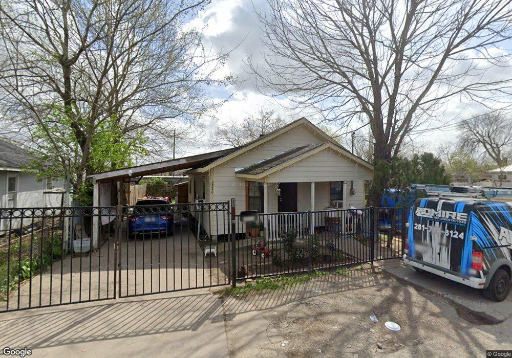 2926 Arkansas St, Houston, TX 77026 - photo 1