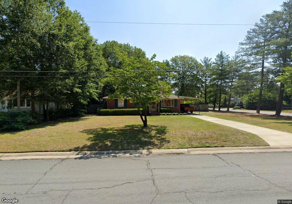 517 Terry Cir, Fayetteville, NC 28304 - photo 1