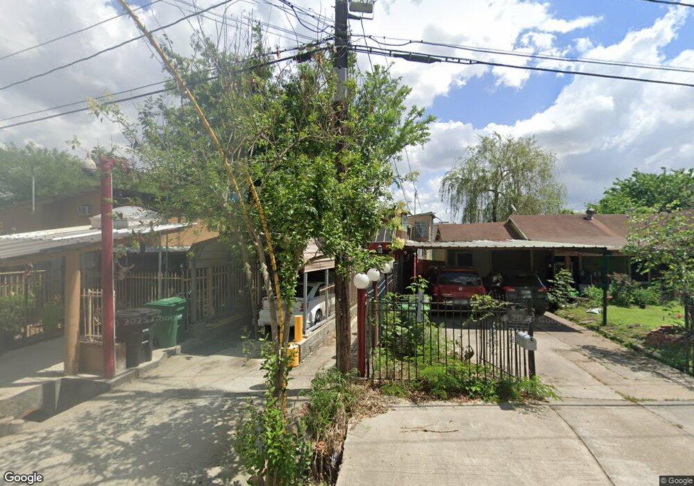 4430 Castor St, Houston, TX 77022 - photo 1