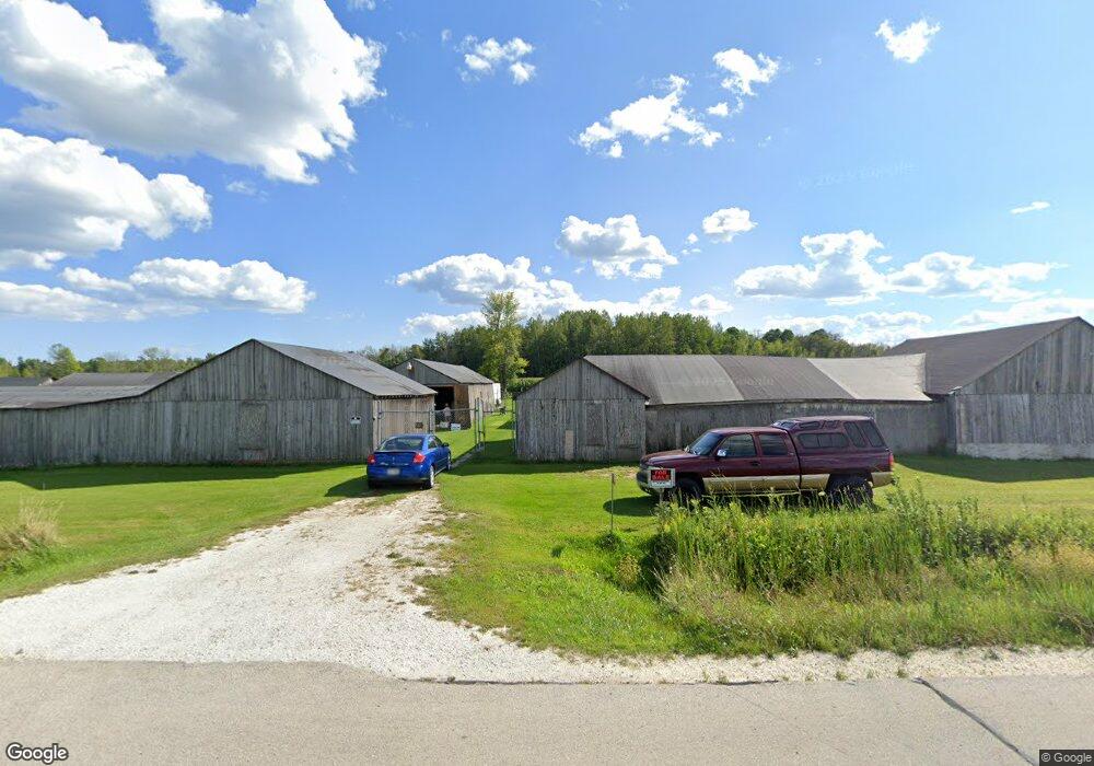 1109 E Hillcrest Rd, Two Rivers, WI 54241 - photo 1