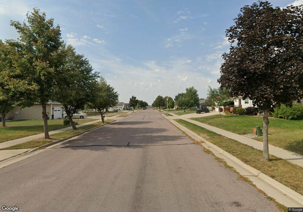 916 9th St N, New Ulm, MN 56073 - photo 1