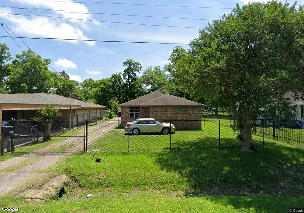 5616 Wayne St, Houston, TX 77026 - photo 1