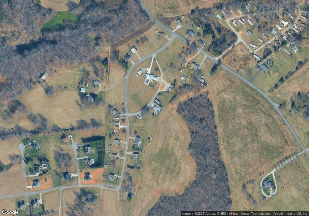 127 Shelia Ln, Statesville, NC 28625 - photo 1