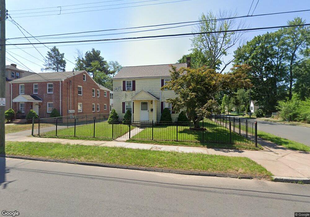 41 Euclid St W, Hartford, CT 06112 - photo 1