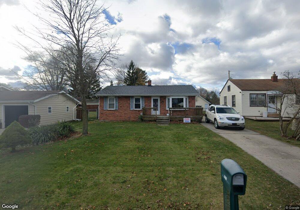 2513 18th Ave, Port Huron, MI 48060 - photo 1