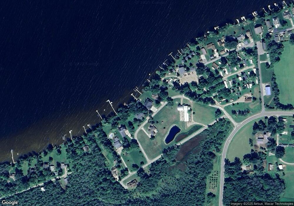 W6318 Circle Dr, Crivitz, WI 54114 - photo 1