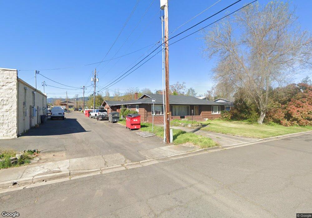 45 N 9th St, Central Point, OR 97502 - photo 1