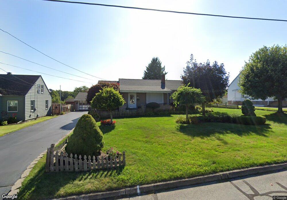 128 Iroquois St, Struthers, OH 44471 - photo 1