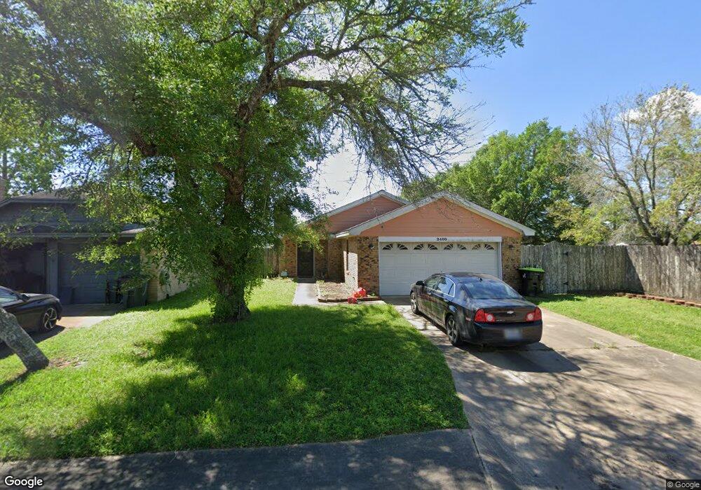 2400 Hedgerose Ln, Bay City, TX 77414 - photo 1