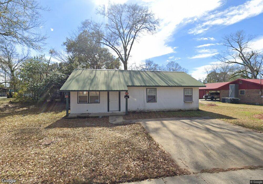 318 Martin Luther King jr Rd, Camilla, GA 31730 - photo 1