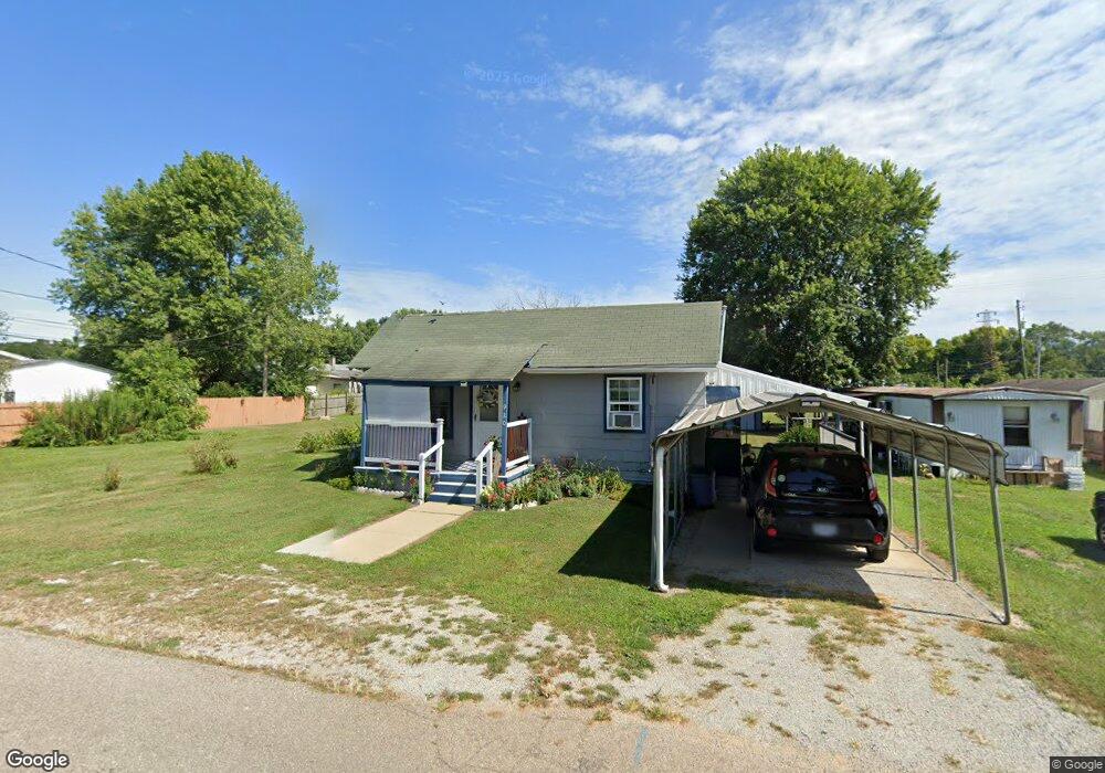 920 Charles St, Logan, OH 43138 - photo 1