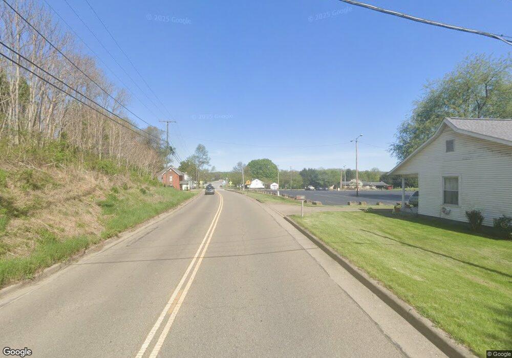 131 W West Chestnut St W, Coshocton, OH 43812 - photo 1