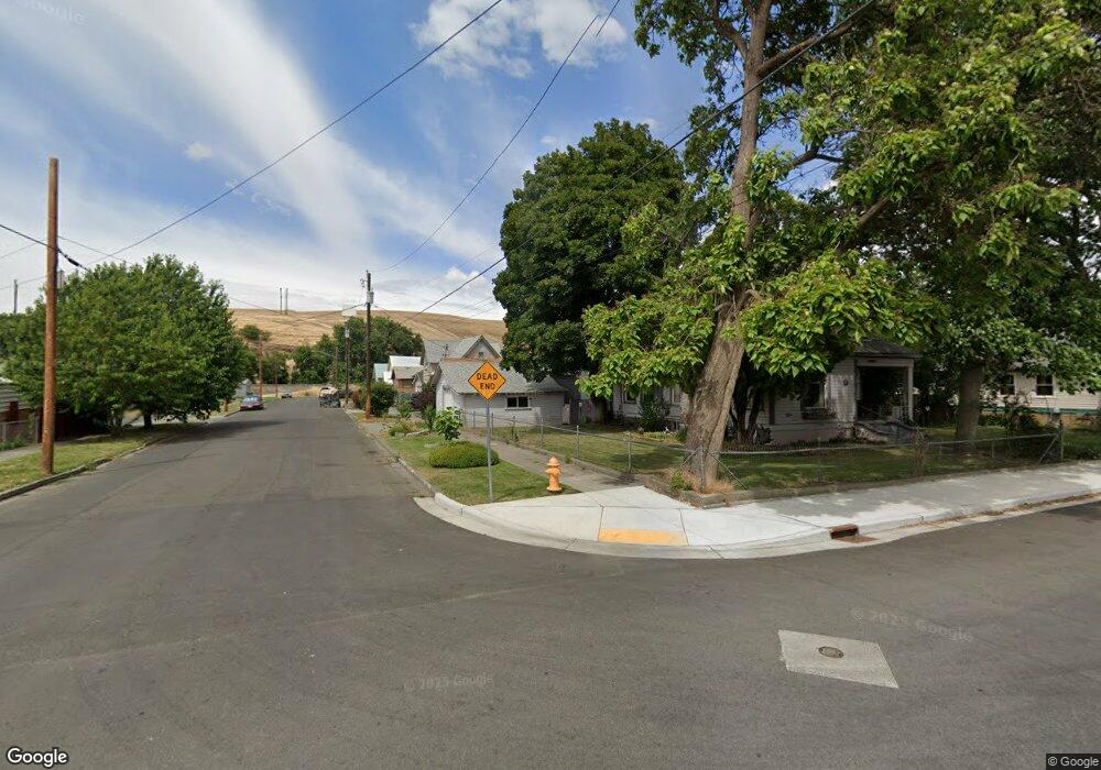 22 SE 9th Dr, Pendleton, OR 97801 - photo 1