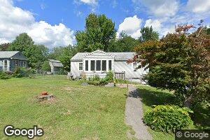 10 Dixon Ave, Newfields, NH 03856