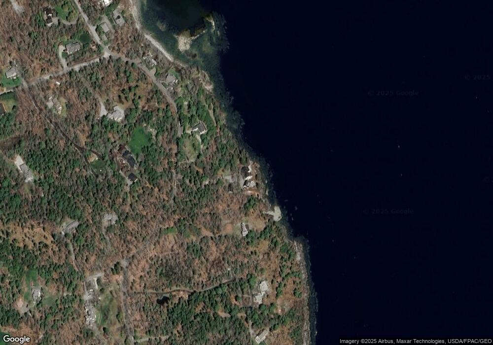 184 Bayview St, Camden, ME 04843 - photo 1