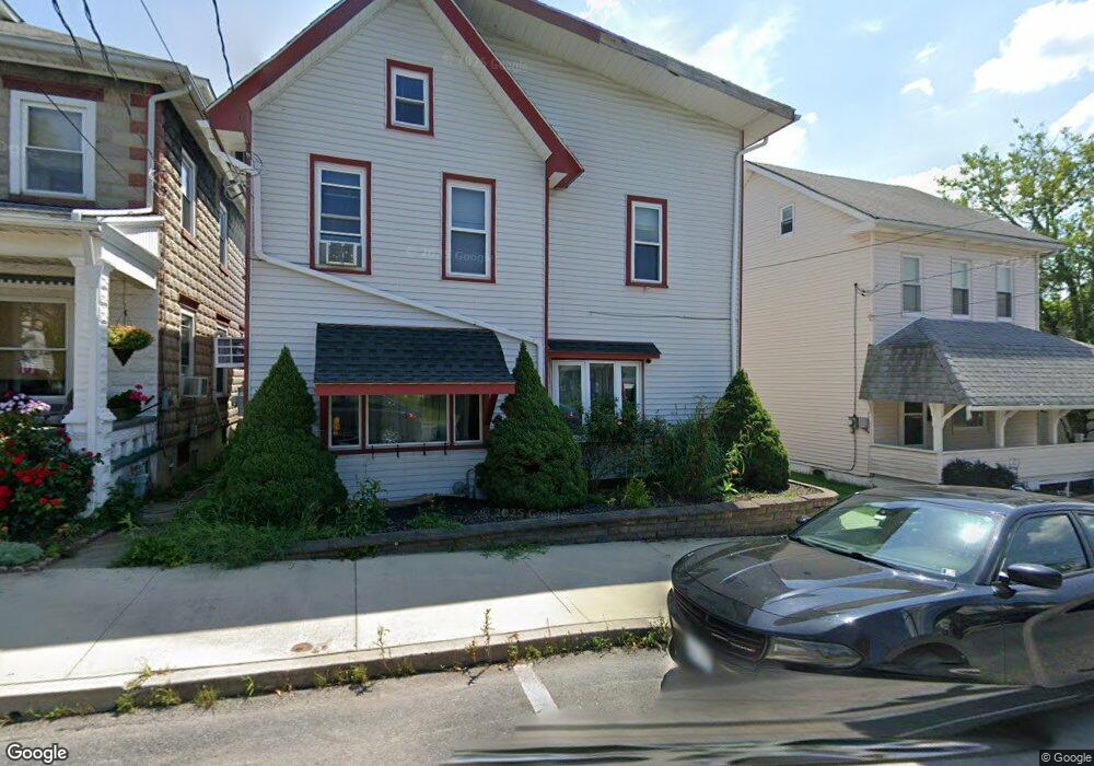 233 N 4th St, Lehighton, PA 18235 - photo 1