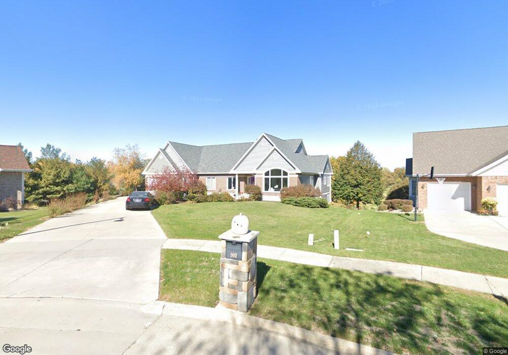 907 W 18th St S, Newton, IA 50208 - photo 1