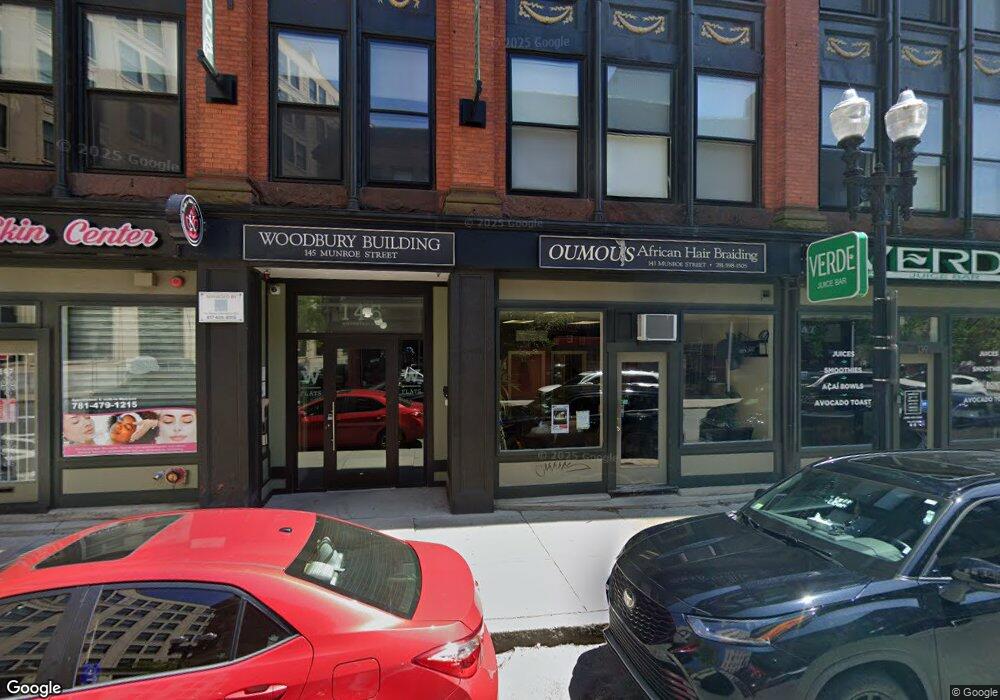 145 Munroe St unit 145-202, Lynn, MA 01901 - photo 1