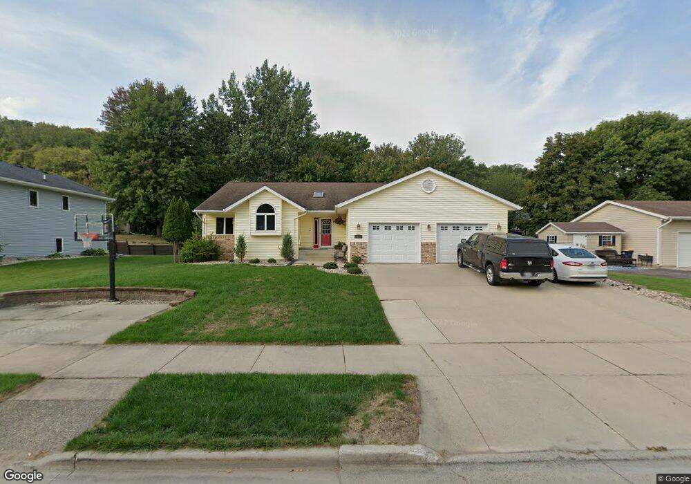 1400 Hauenstein Dr, New Ulm, MN 56073 - photo 1