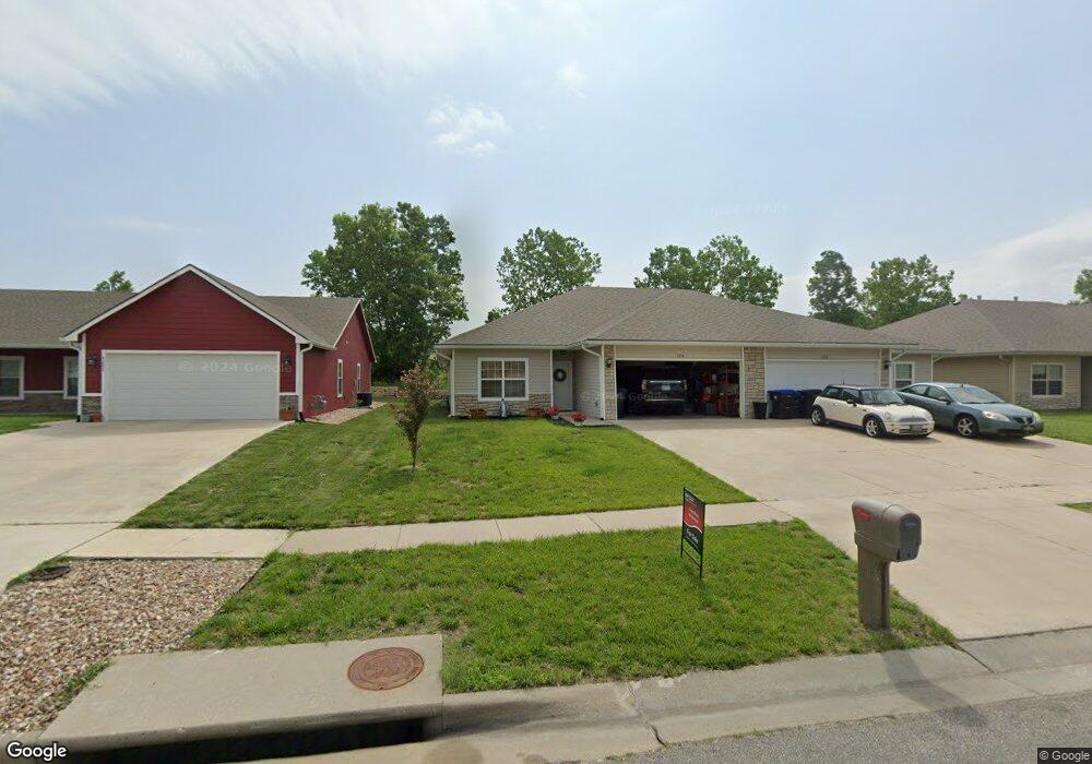 4204 SW Shenandoah Rd, Topeka, KS 66610 - photo 1
