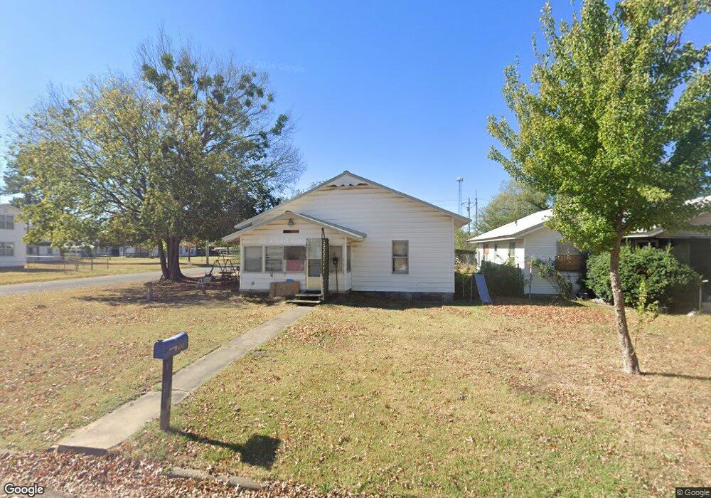 402 N Sherman Ave, Okmulgee, OK 74447 - photo 1