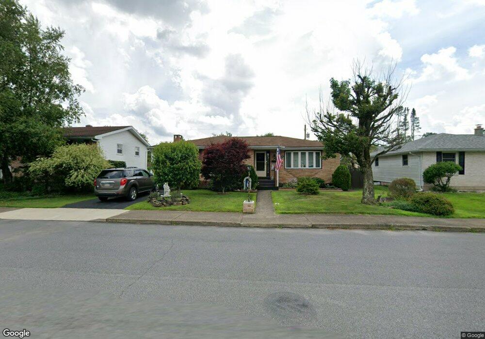 524 Thirwell Ave, Hazleton, PA 18201 - photo 1