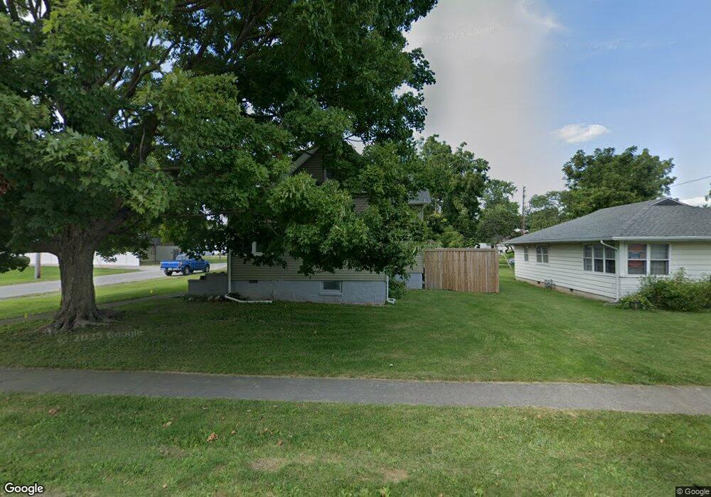 600 E Daggy St, Tuscola, IL 61953 - photo 1