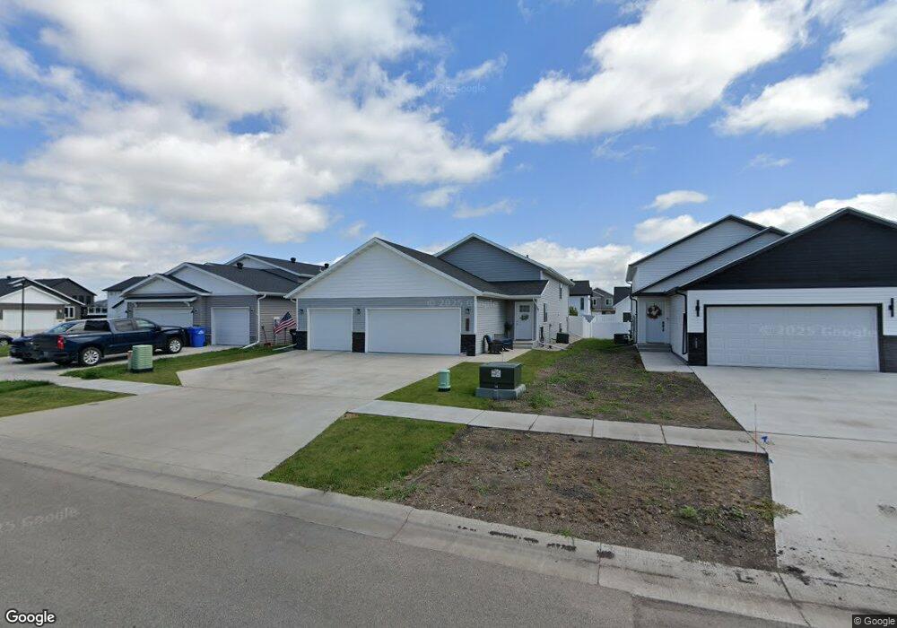 7218 26th St S, Fargo, ND 58104 - photo 1