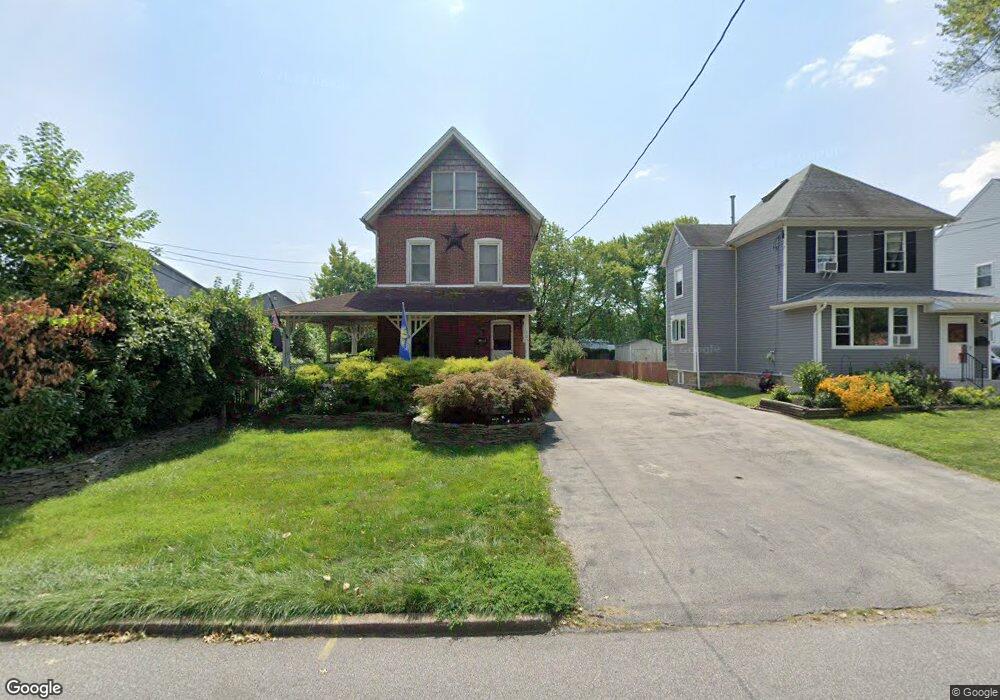 203 Sycamore Ave, Morton, PA 19070 - photo 1