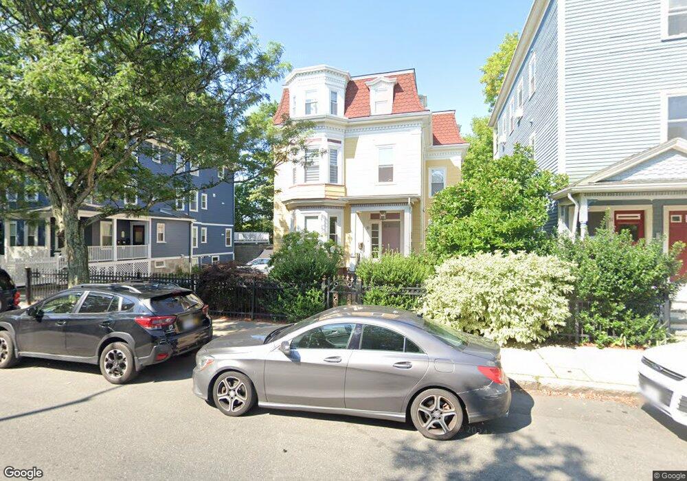 53 Putnam Ave unit 1, Cambridge, MA 02139 - photo 1